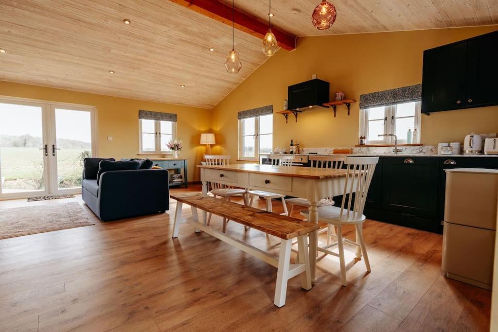 Beautiful Cottage In Bredfield Near To Woodbridge On The Suffolk Coast 外观 照片